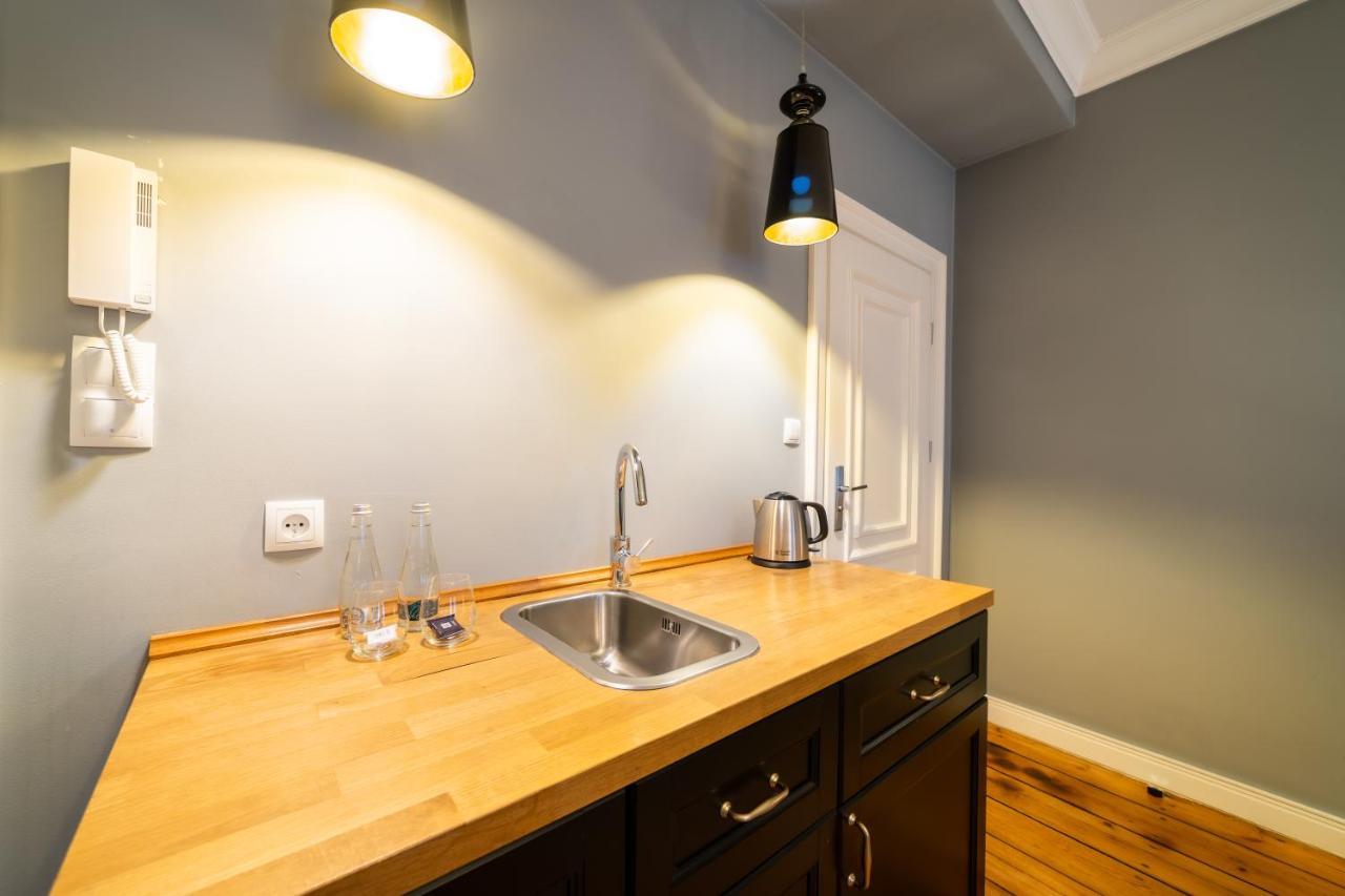 Apartamenty Pod Zegarem Mikołajki Luaran gambar
